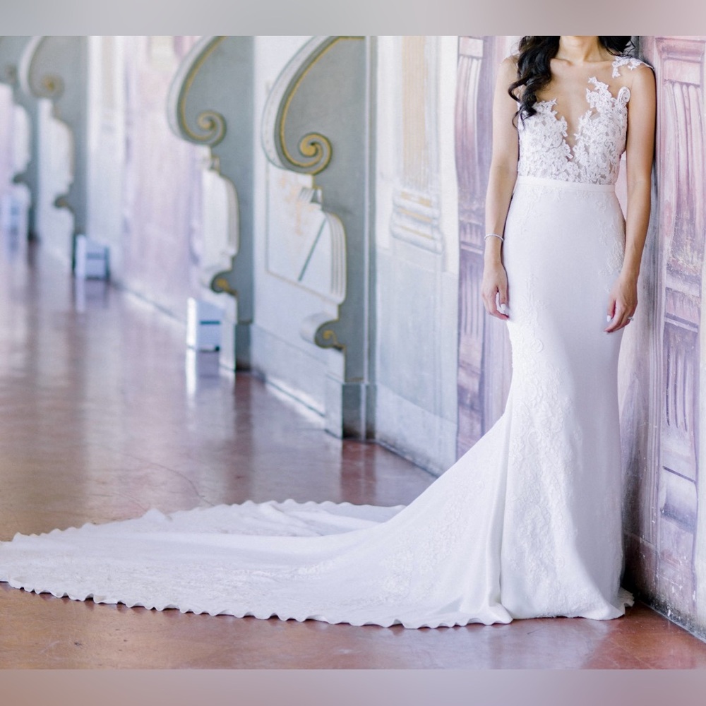 Atelier Pronovias Vicenta 2 (fits like 0)